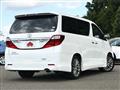 2013 Toyota Alphard