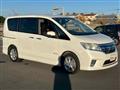 2012 Nissan Serena