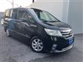 2013 Nissan Serena