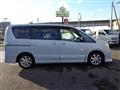 2013 Nissan Serena