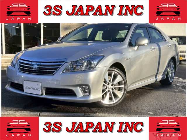 2010 Toyota Crown Hybrid