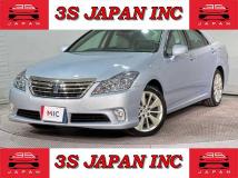 2011 Toyota Crown Hybrid