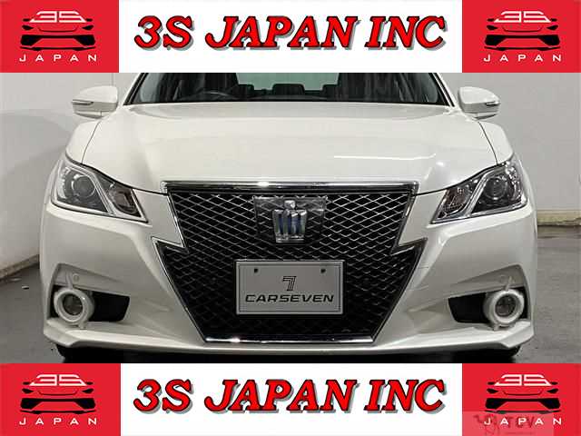 2014 Toyota Crown
