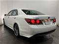 2014 Toyota Crown