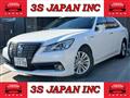 2013 Toyota Crown Hybrid