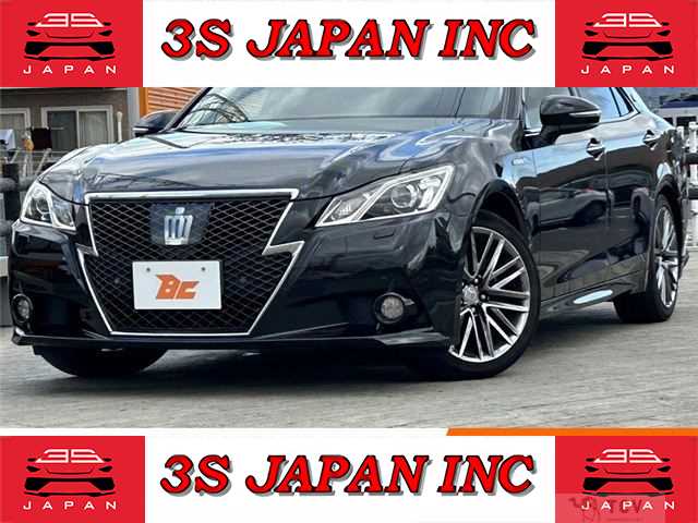 2013 Toyota Crown