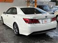 2013 Toyota Crown Hybrid