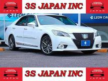 2014 Toyota Crown