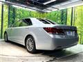 2013 Toyota Crown Hybrid