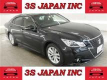 2013 Toyota Crown Hybrid