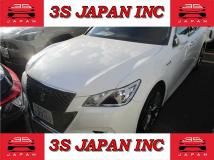 2014 Toyota Crown Hybrid
