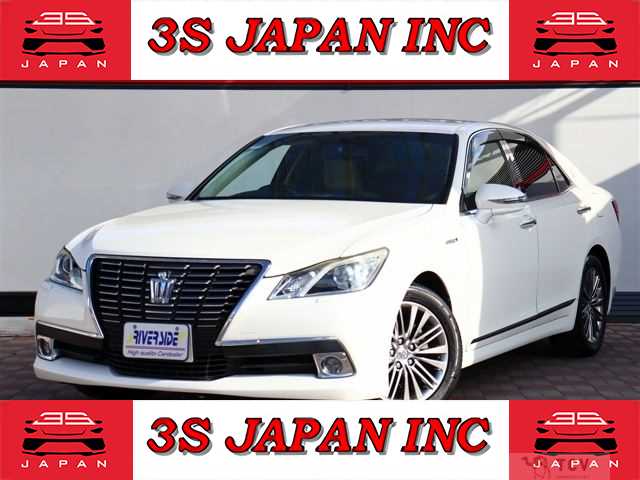 2013 Toyota Crown