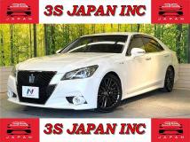 2014 Toyota Crown Hybrid