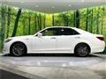 2014 Toyota Crown Hybrid