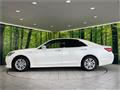 2013 Toyota Crown Hybrid