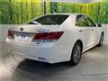 2013 Toyota Crown Hybrid