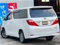 2013 Toyota Alphard Hybrid