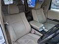 2013 Toyota Alphard Hybrid
