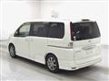 2009 Nissan Serena