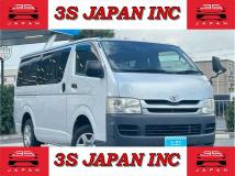 2010 Toyota Regiusace Van