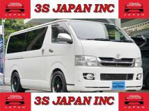 2010 Toyota Hiace Van