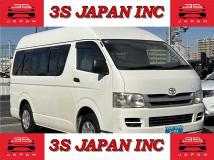2010 Toyota Hiace