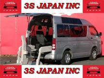 2011 Toyota Hiace