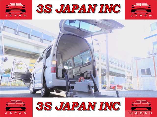 2008 Nissan Caravan Bus