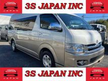 2005 Toyota Hiace