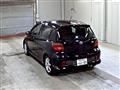 2004 Toyota Vitz