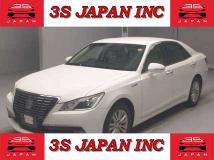2014 Toyota Crown Hybrid