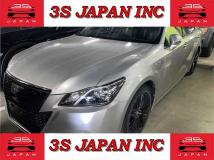 2014 Toyota Crown Hybrid