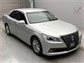 2013 Toyota Crown Hybrid