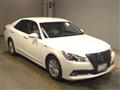 2013 Toyota Crown Hybrid