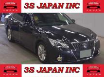 2013 Toyota Crown Hybrid