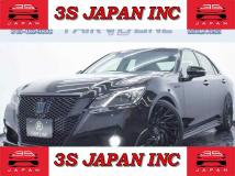 2013 Toyota Crown Hybrid