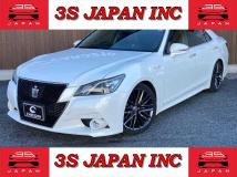 2014 Toyota Crown