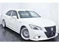 2013 Toyota Crown Hybrid