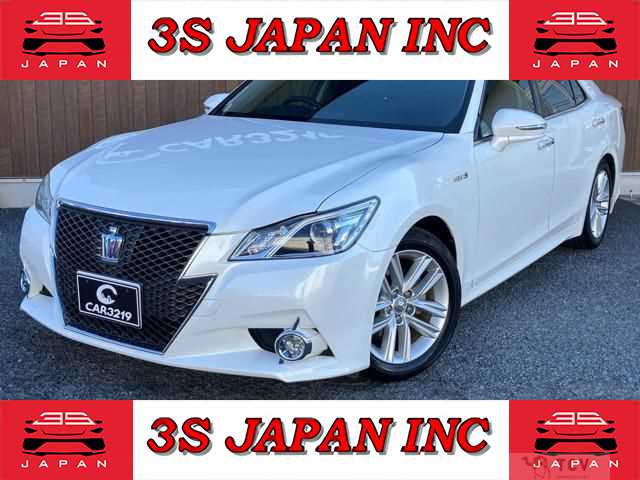 2014 Toyota Crown