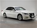 2014 Toyota Crown Hybrid