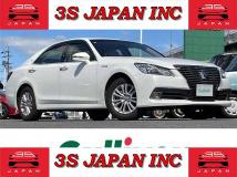 2013 Toyota Crown Hybrid