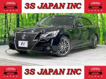 2013 Toyota Crown Hybrid