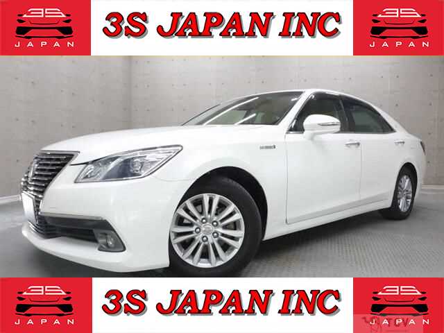 2013 Toyota Crown