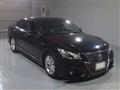 2013 Toyota Crown Hybrid