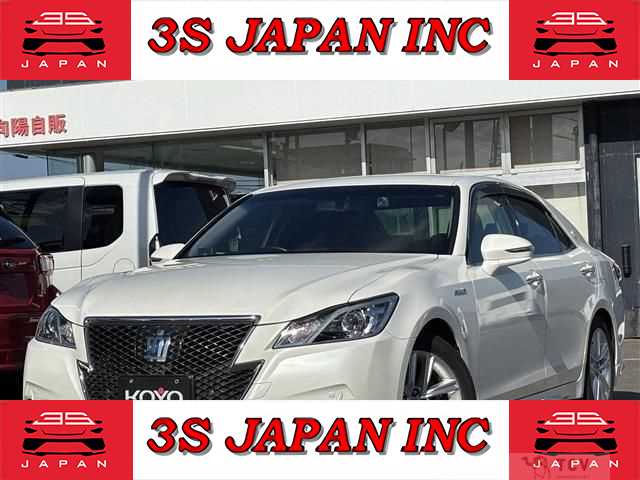 2014 Toyota Crown