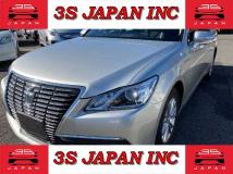 2013 Toyota Crown