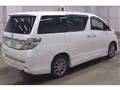 2013 Toyota Vellfire