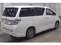2013 Toyota Vellfire