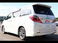 2013 Toyota Alphard