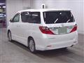 2013 Toyota Alphard